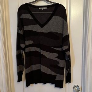 Pam & Gela Gray and Black Camo V-Neck Sweater
